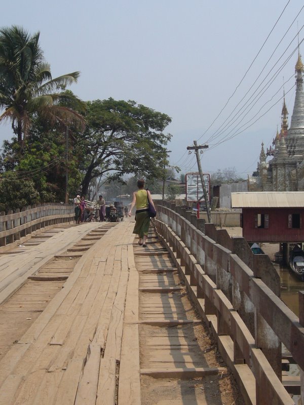 Bridge to the main town